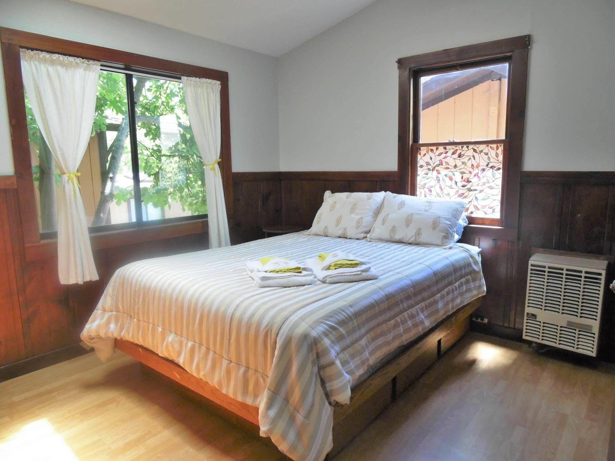 Riverlane Resort Ґернвілл Екстер'єр фото